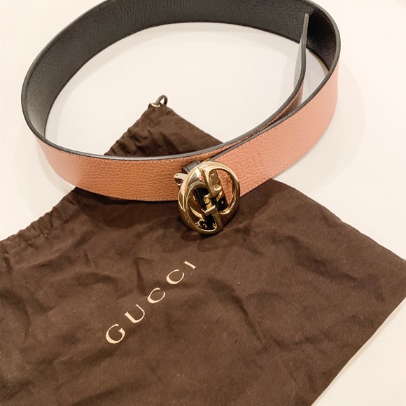 ✨SOLD✨ Reversible Gucci Belt - Picture 5 of 8